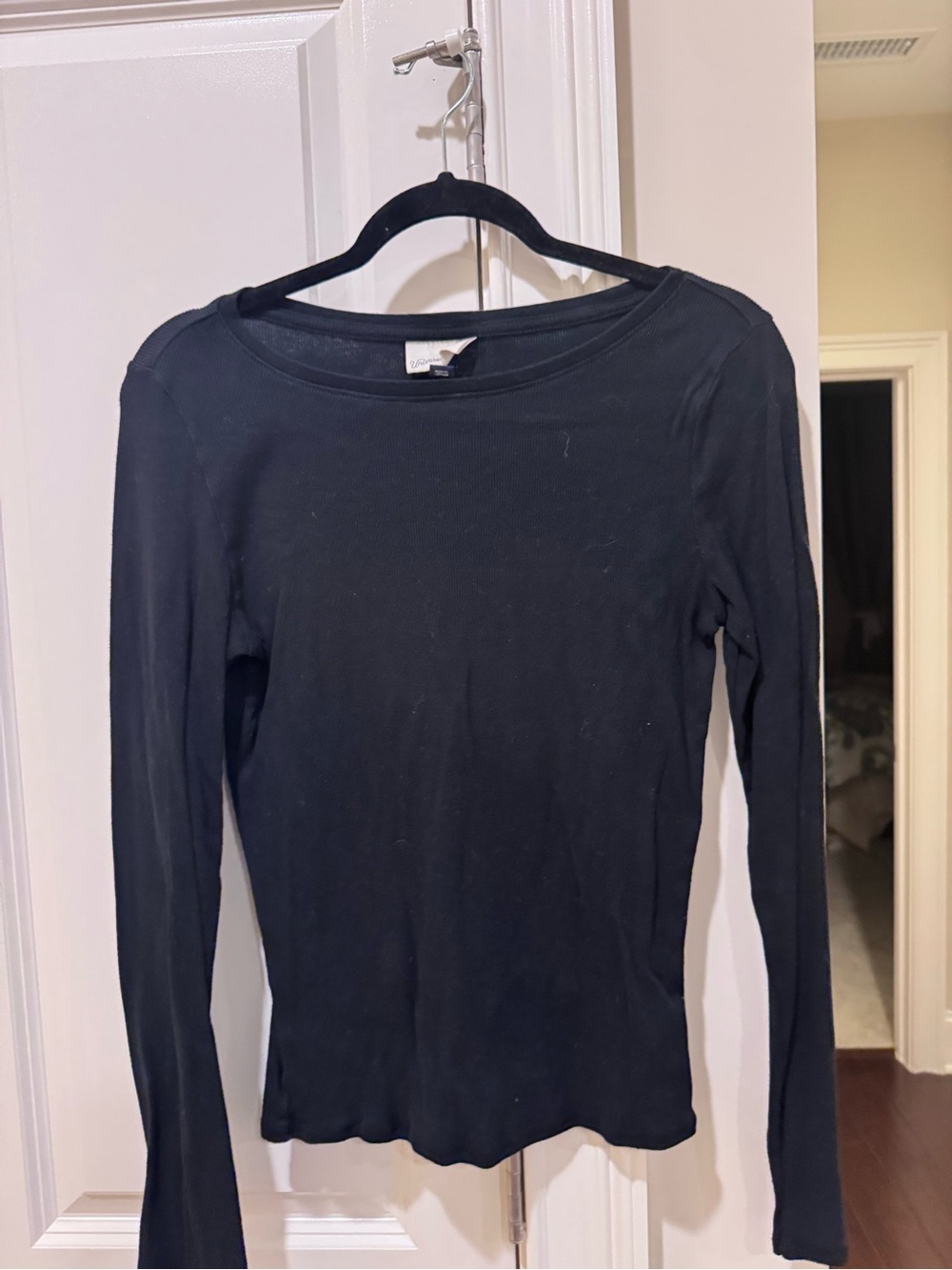 Universal Thread Black Long Sleeve Boatneck Tee